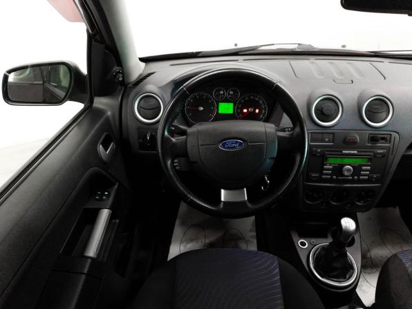 Ford Fusion I Рестайлинг с пробегом 2008 года, цена 450 700 рублей, 132267 км, хэтчбек, Автокод Объявления