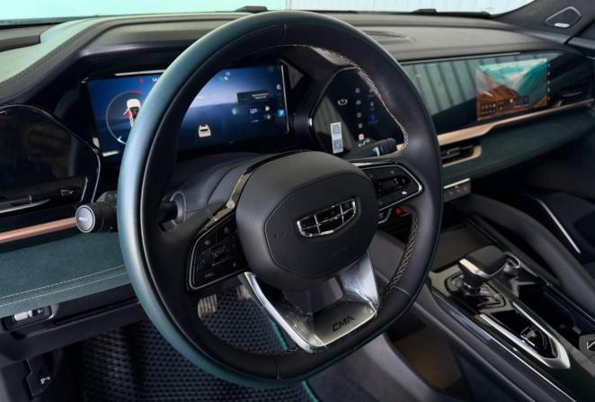 Geely Monjaro I с пробегом 2024 года, цена 3 720 000 рублей, 5216 км, внедорожник, Автокод Объявления