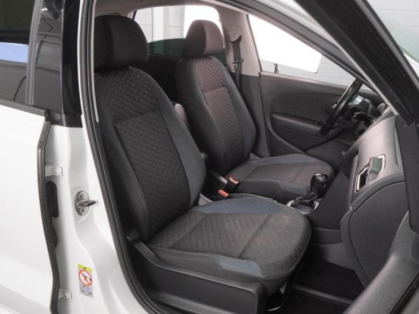 Volkswagen Polo V Рестайлинг с пробегом 2019 года, цена 1 537 000 рублей, 91049 км, седан, Автокод Объявления