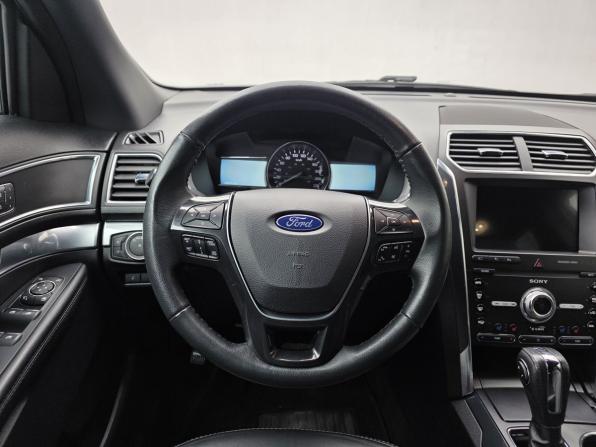 Ford Explorer V Рестайлинг 2 с пробегом 2019 года, цена 3 350 000 рублей, 139645 км, внедорожник, Автокод Объявления