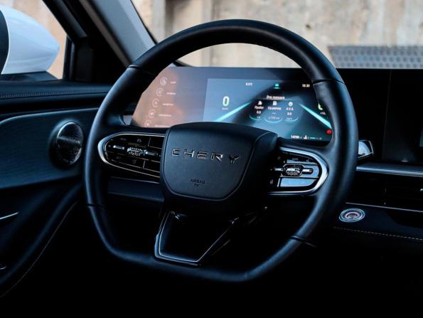 Chery Arrizo 8 с пробегом 2024 года, цена 1 890 000 рублей, 14297 км, седан, Автокод Объявления