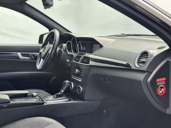 Mercedes-Benz C-Класс III (W204) Рестайлинг с пробегом 2012 года, цена 1 350 000 рублей, 207072 км, седан, Автокод Объявления