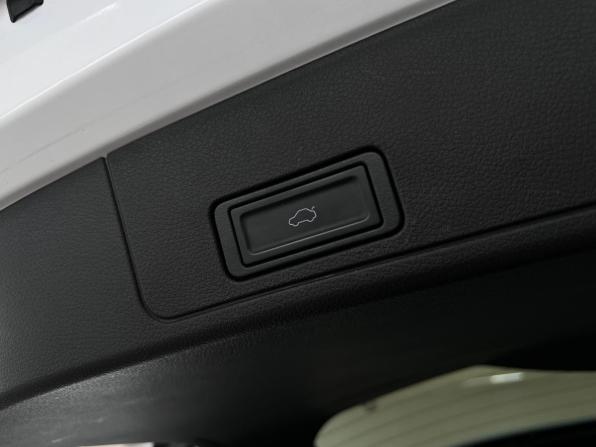 Chery Tiggo 8 Pro e+ с пробегом 2023 года, цена 2 240 000 рублей, 47600 км, внедорожник, Автокод Объявления