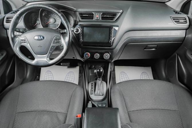 Kia Rio III Рестайлинг с пробегом 2015 года, цена 1 279 000 рублей, 81000 км, седан, Автокод Объявления