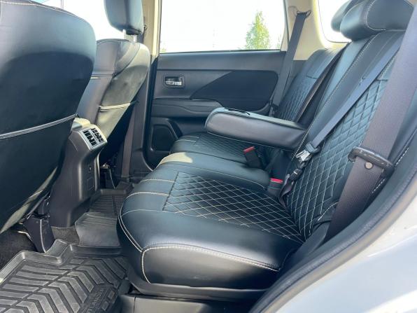 Mitsubishi Outlander III Рестайлинг 3 с пробегом 2020 года, цена 2 398 000 рублей, 103684 км, внедорожник, Автокод Объявления