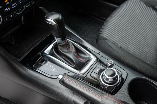 Mazda 3 III (BM) с пробегом 2014 года, цена 1 199 000 рублей, 162000 км, седан, Автокод Объявления