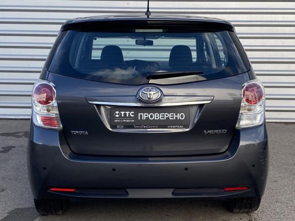 Toyota Verso I Рестайлинг с пробегом 2013 года, цена 1 419 000 рублей, 148021 км, компактвэн, Автокод Объявления