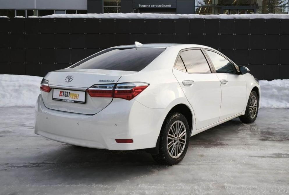 Toyota Corolla XI (E160 E170 E180) Рестайлинг 1 Сыктывкар  - изображение 6