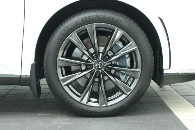 Lexus RX V с пробегом 2022 года, цена 8 350 000 рублей, 31631 км, внедорожник, Автокод Объявления