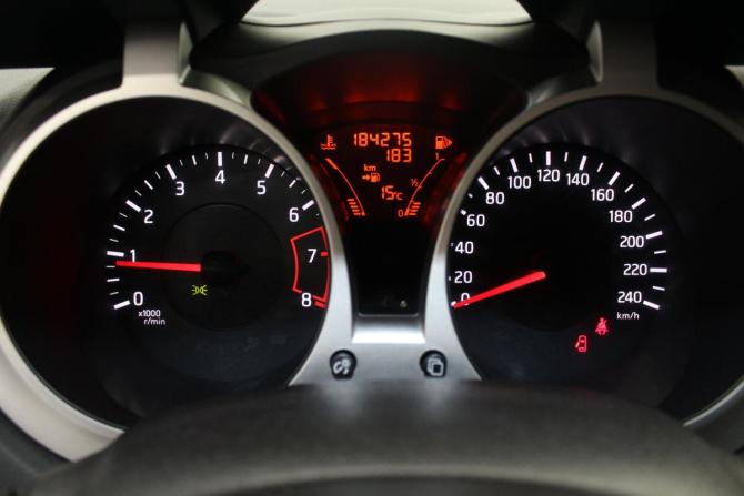 Nissan Juke I с пробегом 2012 года, цена 849 000 рублей, 184000 км, внедорожник, Автокод Объявления