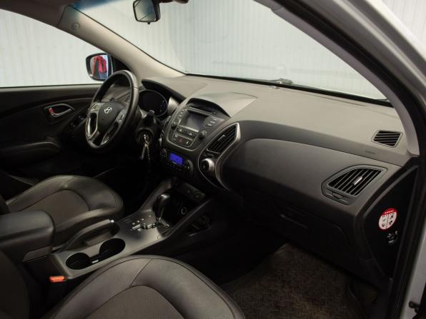 Hyundai ix35 I Рестайлинг с пробегом 2015 года, цена 1 660 000 рублей, 150123 км, внедорожник, Автокод Объявления