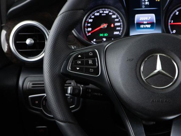 Mercedes-Benz V-Класс III (W447) с пробегом 2017 года, цена 3 397 077 рублей, 121782 км, минивэн, Автокод Объявления