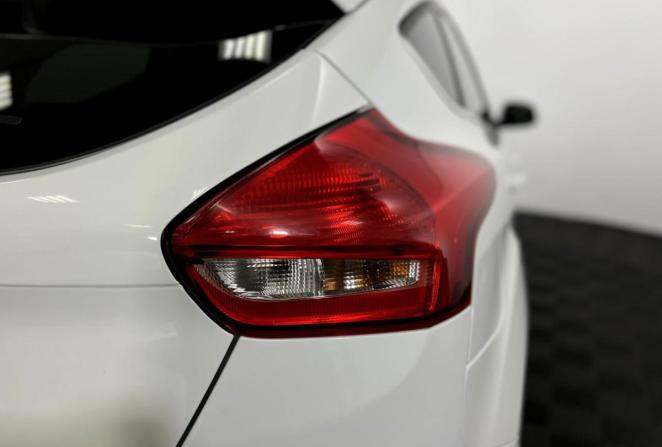 Ford Focus III Рестайлинг с пробегом 2017 года, цена 1 435 000 рублей, 125850 км, хэтчбек, Автокод Объявления