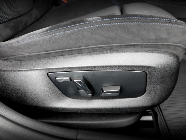 BMW 5 серии VII (G30/G31/G38) с пробегом 2020 года, цена 4 300 000 рублей, 72425 км, седан, Автокод Объявления