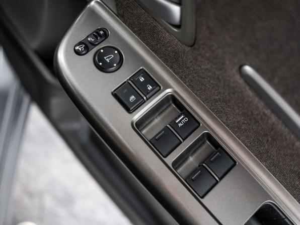 Honda Stepwgn V с пробегом 2015 года, цена 1 685 500 рублей, 106519 км, минивэн, Автокод Объявления