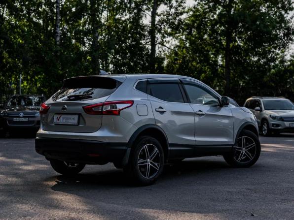 Nissan Qashqai II с пробегом 2018 года, цена 1 605 000 рублей, 131115 км, внедорожник, Автокод Объявления