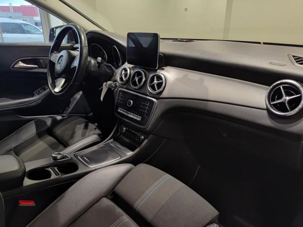 Mercedes-Benz CLA I (C117 X117) Рестайлинг с пробегом 2018 года, цена 1 787 000 рублей, 65985 км, седан, Автокод Объявления
