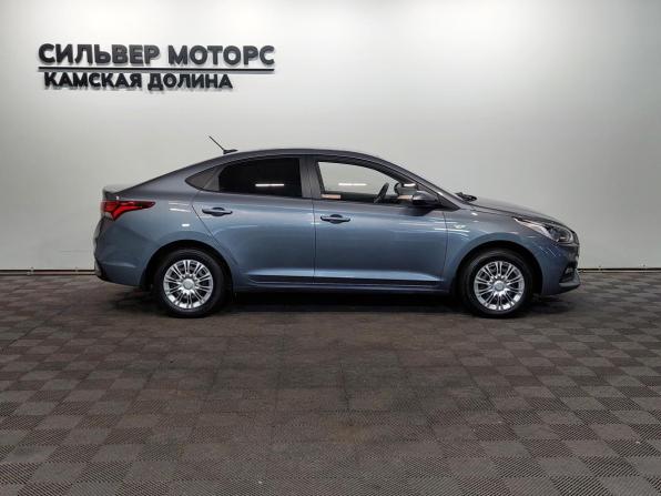 Hyundai Solaris II с пробегом 2018 года, цена 1 070 000 рублей, 124400 км, седан, Автокод Объявления
