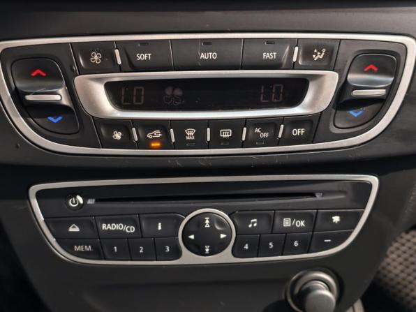 Renault Fluence I с пробегом 2011 года, цена 695 000 рублей, 170427 км, седан, Автокод Объявления