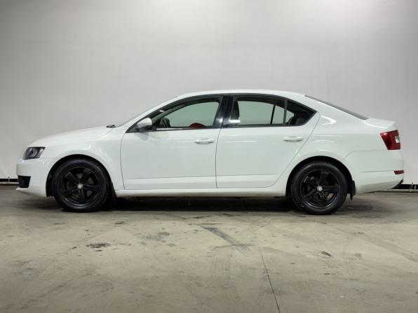 Skoda Octavia III (A7) с пробегом 2013 года, цена 985 000 рублей, 251606 км, лифтбек, Автокод Объявления