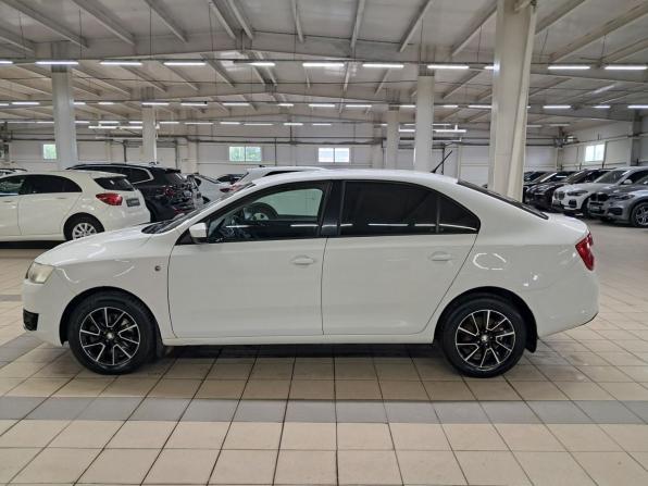 Skoda Rapid I с пробегом 2014 года, цена 820 000 рублей, 191034 км, лифтбек, Автокод Объявления