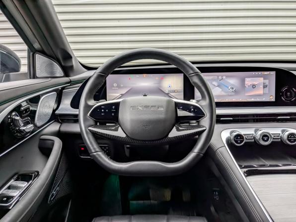 Exeed TXL I Рестайлинг 2 с пробегом 2023 года, цена 2 755 000 рублей, 33944 км, внедорожник, Автокод Объявления