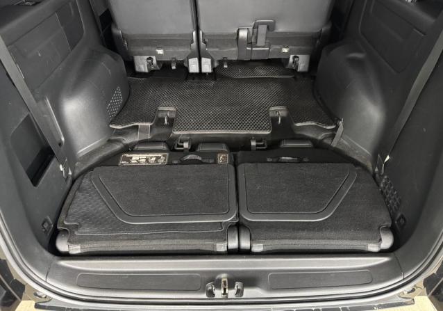 Honda Stepwgn V с пробегом 2015 года, цена 1 935 000 рублей, 124000 км, минивэн, Автокод Объявления