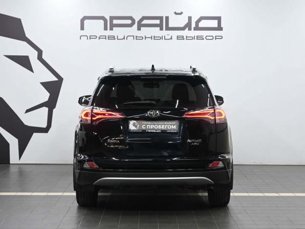 Toyota RAV4 IV (XA40) Рестайлинг с пробегом 2017 года, цена 2 469 900 рублей, 182000 км, внедорожник, Автокод Объявления