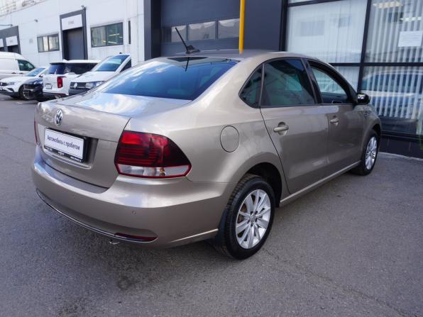 Volkswagen Polo V Рестайлинг с пробегом 2018 года, цена 1 230 000 рублей, 127680 км, седан, Автокод Объявления