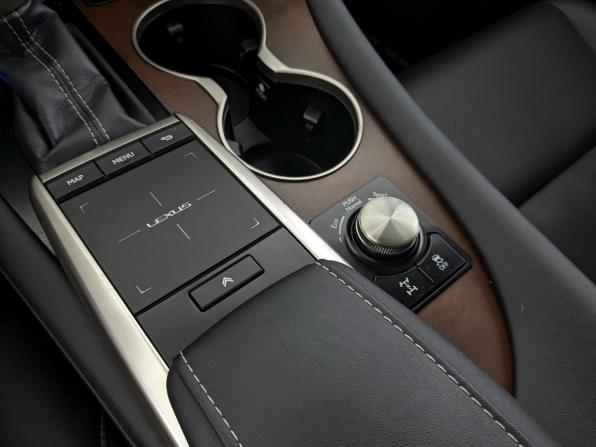 Lexus RX IV Рестайлинг с пробегом 2019 года, цена 5 500 000 рублей, 56545 км, внедорожник, Автокод Объявления