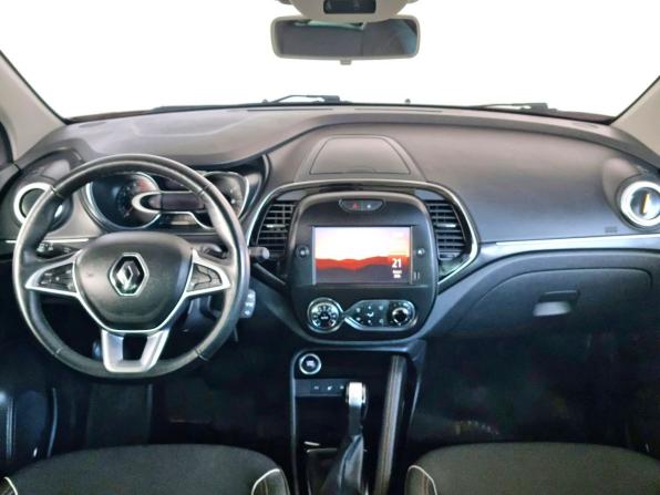 Renault Kaptur I Рестайлинг с пробегом 2021 года, цена 1 900 000 рублей, 43111 км, внедорожник, Автокод Объявления