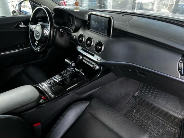 Kia Stinger I с пробегом 2018 года, цена 1 950 000 рублей, 162602 км, лифтбек, Автокод Объявления