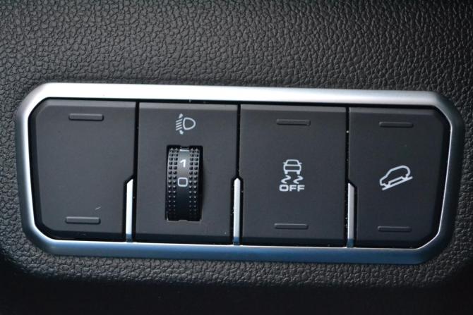 Haval M6 II с пробегом 2024 года, цена 1 850 000 рублей, 36828 км, внедорожник, Автокод Объявления