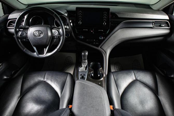 Toyota Camry VIII (XV70) Рестайлинг с пробегом 2021 года, цена 2 599 000 рублей, 182721 км, седан, Автокод Объявления