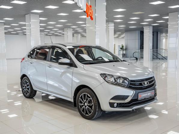 Lada (ВАЗ) XRAY I с пробегом 2015 года, цена 818 000 рублей, 57580 км, хэтчбек, Автокод Объявления