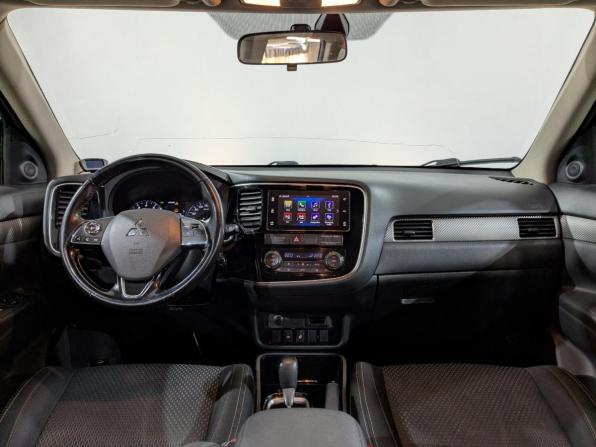 Mitsubishi Outlander III Рестайлинг 2 с пробегом 2018 года, цена 1 995 000 рублей, 136433 км, внедорожник, Автокод Объявления