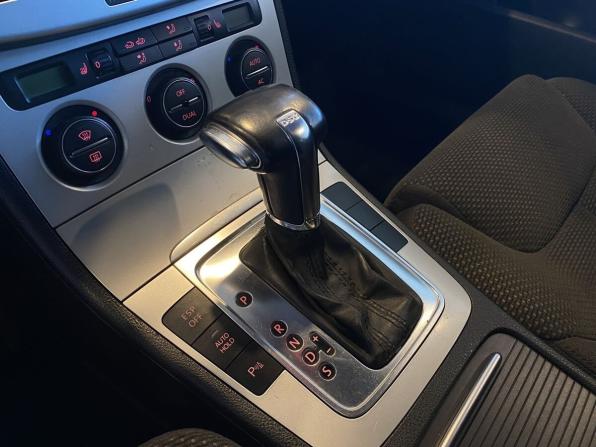 Volkswagen Passat B6 с пробегом 2008 года, цена 450 000 рублей, 358030 км, универсал, Автокод Объявления