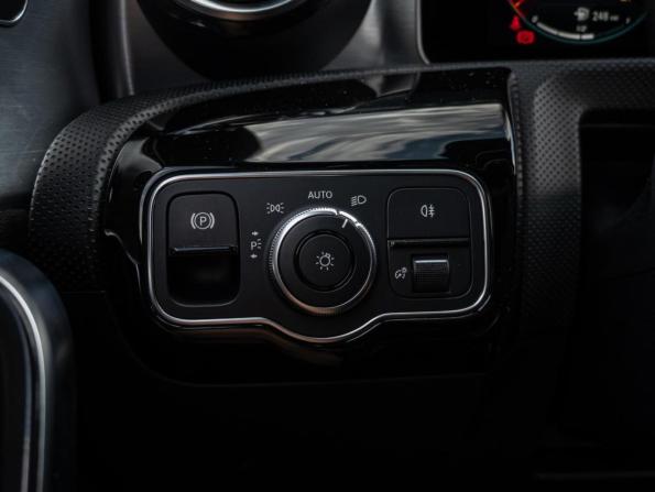 Mercedes-Benz CLA II (C118 X118) с пробегом 2019 года, цена 2 950 000 рублей, 108660 км, седан, Автокод Объявления