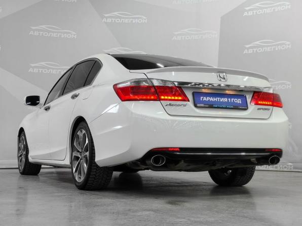 Honda Accord IX с пробегом 2013 года, цена 1 580 000 рублей, 259449 км, седан, Автокод Объявления