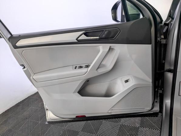 Volkswagen Tiguan II с пробегом 2018 года, цена 2 140 000 рублей, 183054 км, внедорожник, Автокод Объявления
