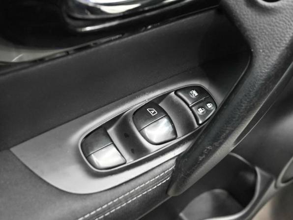 Nissan Qashqai II с пробегом 2014 года, цена 1 460 000 рублей, 179577 км, внедорожник, Автокод Объявления