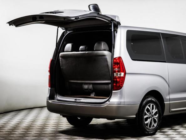 Hyundai Grand Starex I Рестайлинг 2 с пробегом 2018 года, цена 3 150 000 рублей, 135683 км, минивэн, Автокод Объявления