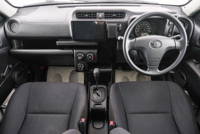 Toyota Probox I Рестайлинг с пробегом 2016 года, цена 1 069 000 рублей, 101000 км, универсал, Автокод Объявления