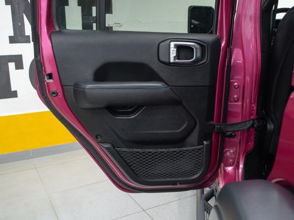 Jeep Wrangler IV (JL) с пробегом 2022 года, цена 7 499 000 рублей, 12632 км, внедорожник, Автокод Объявления