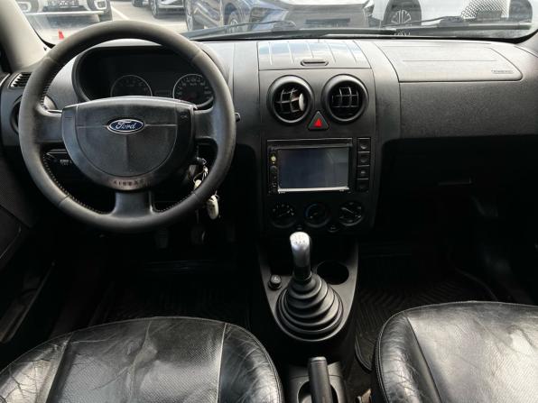 Ford Fusion I с пробегом 2004 года, цена 375 000 рублей, 324109 км, хэтчбек, Автокод Объявления