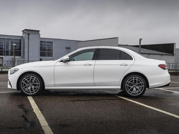 Mercedes-Benz E-Класс V (W213 S213 C238) Рестайлинг с пробегом 2020 года, цена 5 191 189 рублей, 60664 км, седан, Автокод Объявления