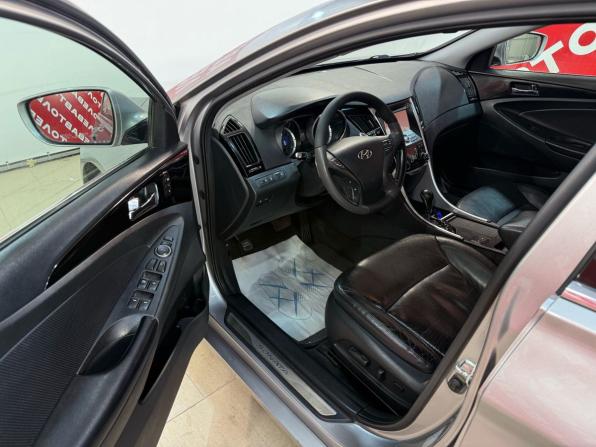 Hyundai Sonata VI (YF) с пробегом 2011 года, цена 1 149 000 рублей, 179518 км, седан, Автокод Объявления