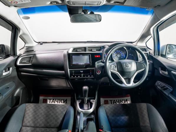 Honda Fit III с пробегом 2013 года, цена 1 175 000 рублей, 70228 км, хэтчбек, Автокод Объявления