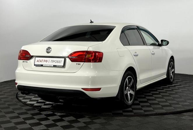 Volkswagen Jetta V с пробегом 2011 года, цена 650 000 рублей, 240000 км, седан, Автокод Объявления