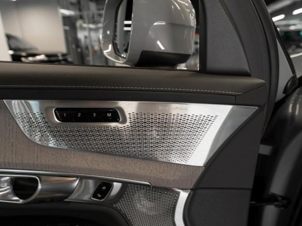 Volvo XC90 II Рестайлинг 2 с пробегом 2026 года, цена 11 100 000 рублей, 20 км, внедорожник, Автокод Объявления